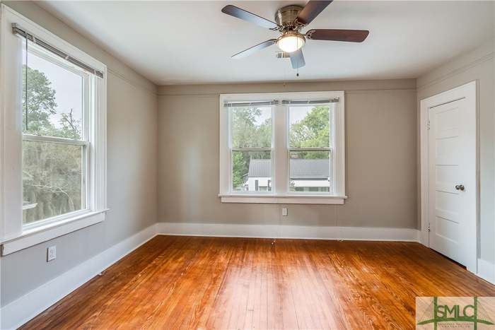 Building Photo - 653 E 38th St
