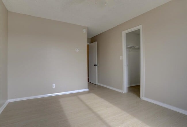 Building Photo - 4500 W Bingham Pl
