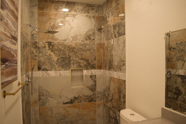 Building Photo - 445 County Rd 5102J