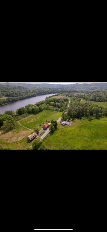 Primary Photo - 1977 Connecticut River Rd