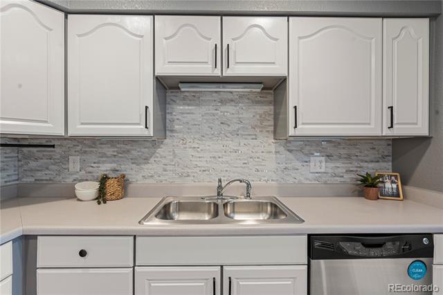 Building Photo - 2550 Cutters Cir