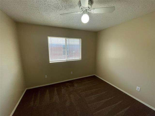 Building Photo - 1502 Parrot Ct