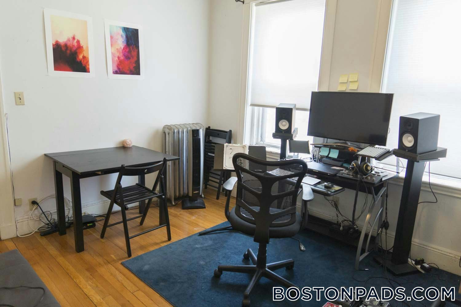 Building Photo - 137 Park Dr