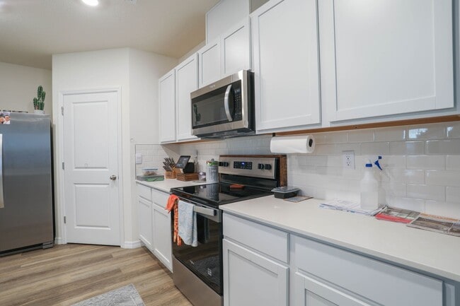 Building Photo - 5242 Scrub Mint Ln