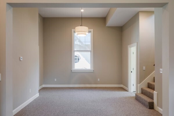 Building Photo - 33 West Main Street