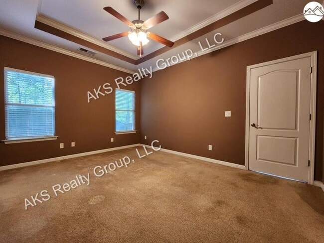 Building Photo - 181 Highview Cove