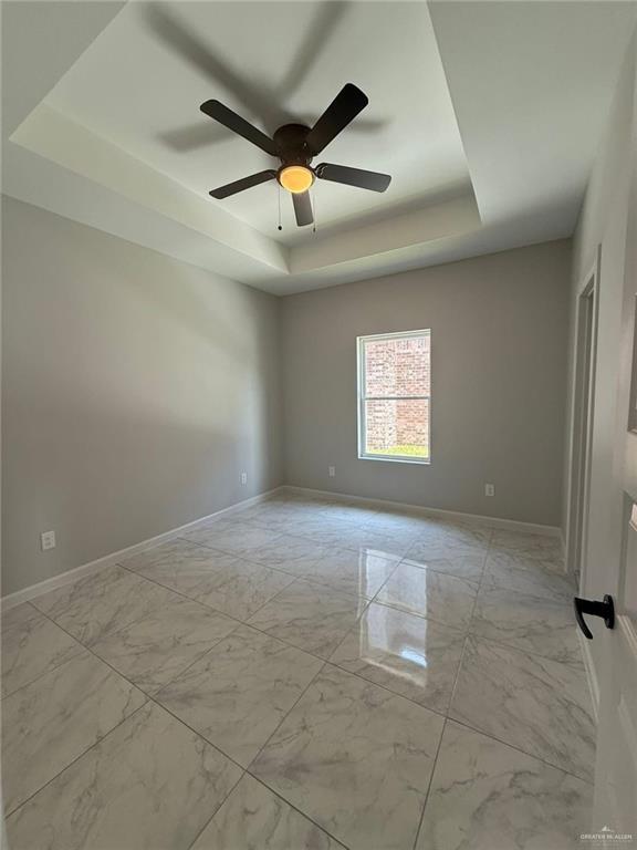 Building Photo - 9 E 8th St