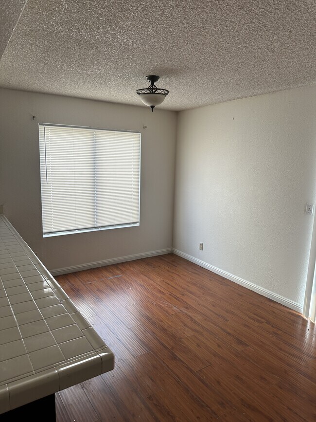 Building Photo - 9521 Sunken Reef Cir