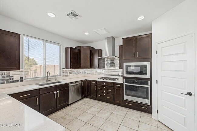 Building Photo - 5066 N 79th Ln