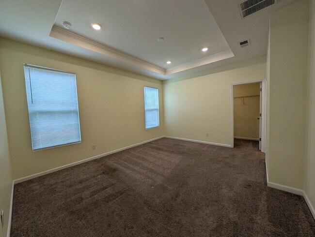 Building Photo - Spacious 4 bedroom, 2 bath Ranch Style Home located in Selwyn Landing !