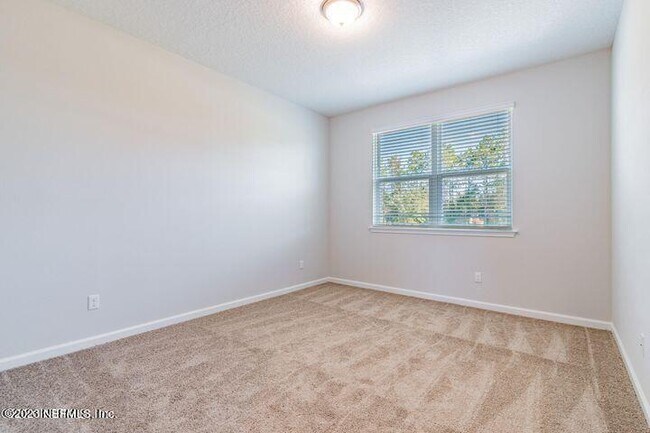 Building Photo - 344 Pine Bluff Dr