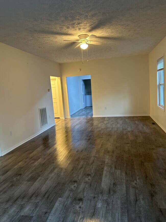 Building Photo - 148 Hannah Pickett First Ave