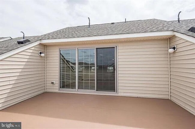 Building Photo - 22635 Norwalk Square