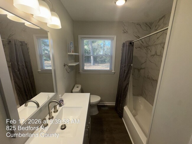 Building Photo - 825 Bedford Rd