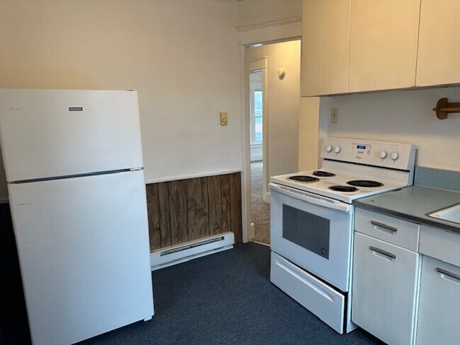 Building Photo - 53 W Granada Ave