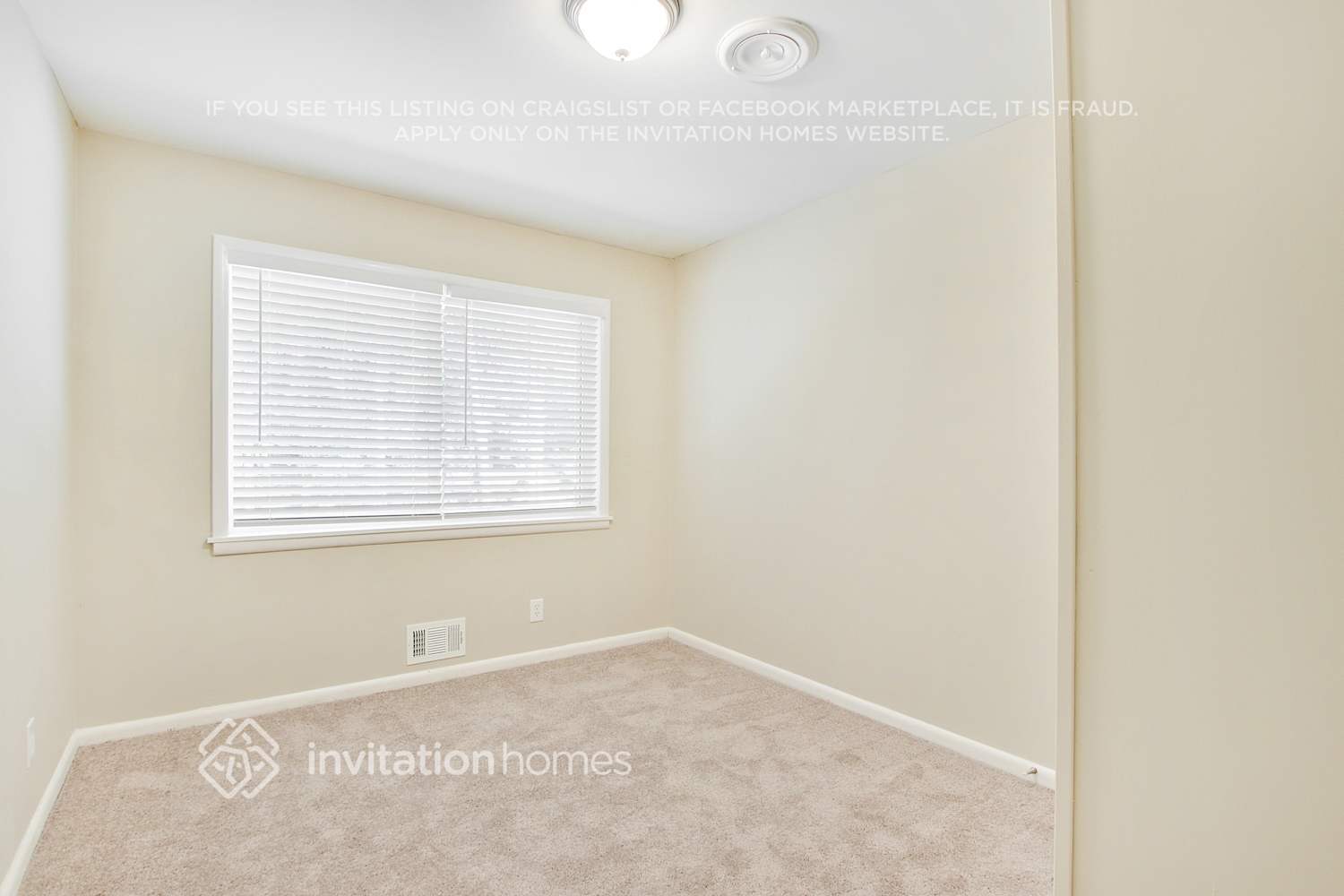Building Photo - 3873 W Hilda Cir