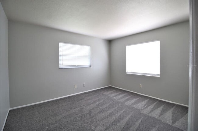 Building Photo - 3082 Cascade Dr