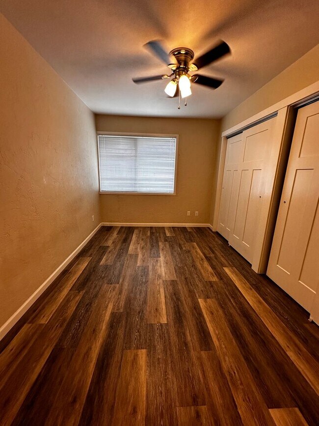 Building Photo - (WWA 5708) 1 bedroom/1 bathroom