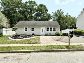 Building Photo - 23 Longboat Ave