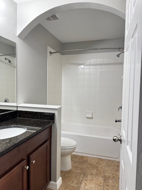 Building Photo - 1139 Honey Blossom Dr