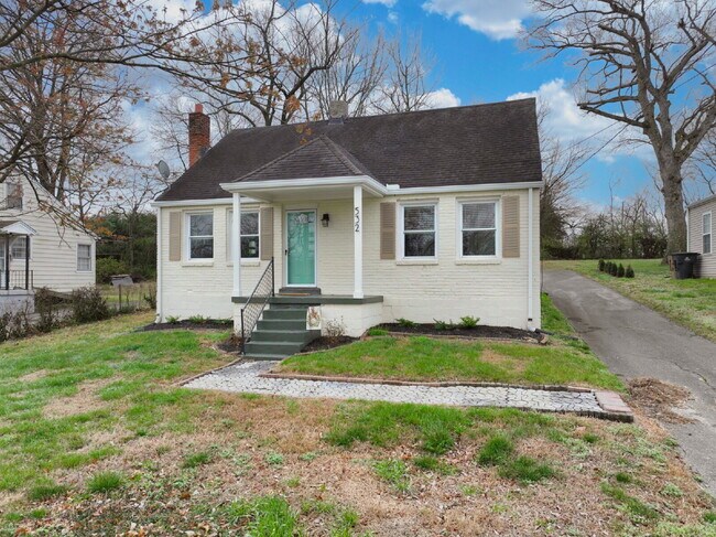 Building Photo - Renovated East Nashville Home | 3BR + Washer/Dryer + Off-Street Parking