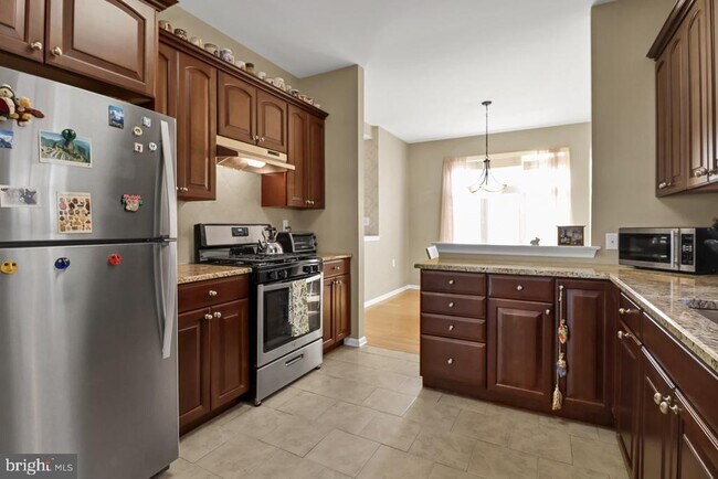 Building Photo - 41 Cardinal Flower Ln