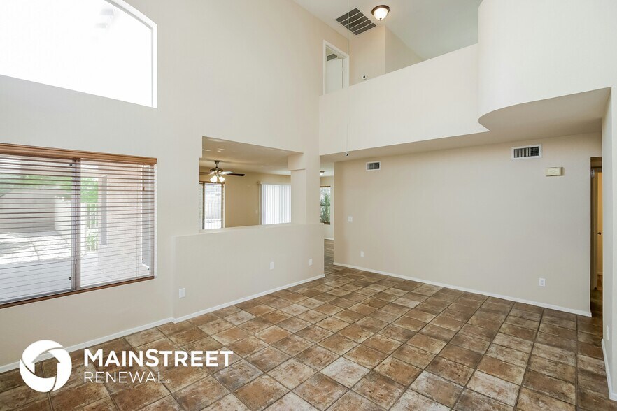 Building Photo - 4933 W Tonto Rd