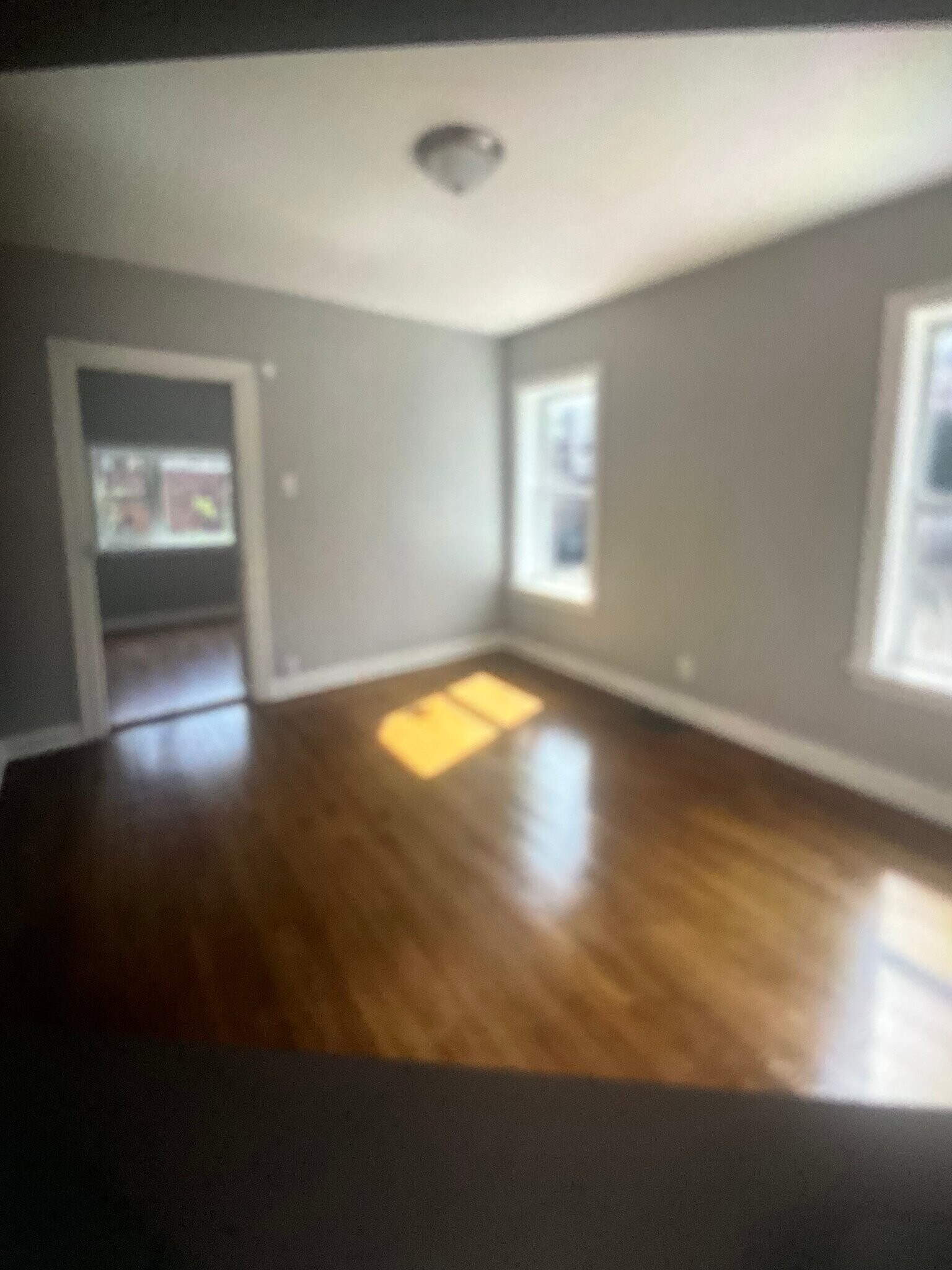 Building Photo - 7847 S Bennett Ave