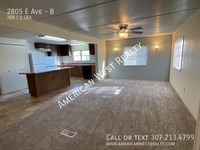 Primary Photo - 2805 E Ave-B