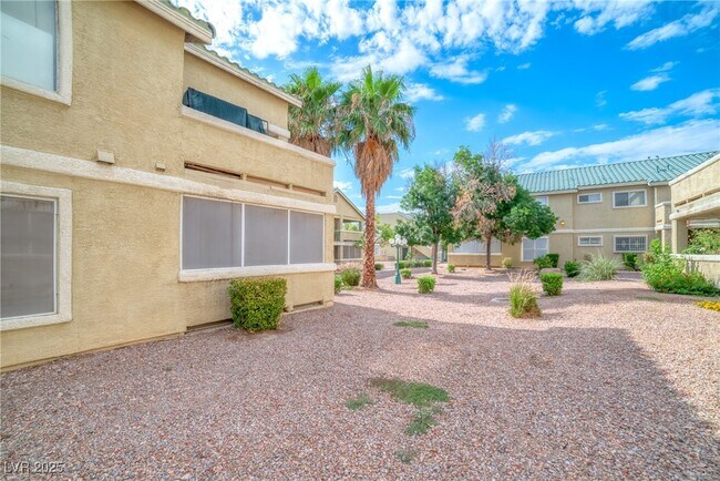 Building Photo - 1509 Linnbaker Ln