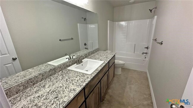 Building Photo - 214 A Leon Ln