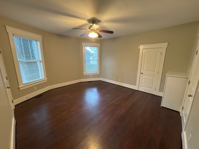 Building Photo - Renovated 3BR/2BA Home in Cleveland Park – Minutes to Downtown Nashville!