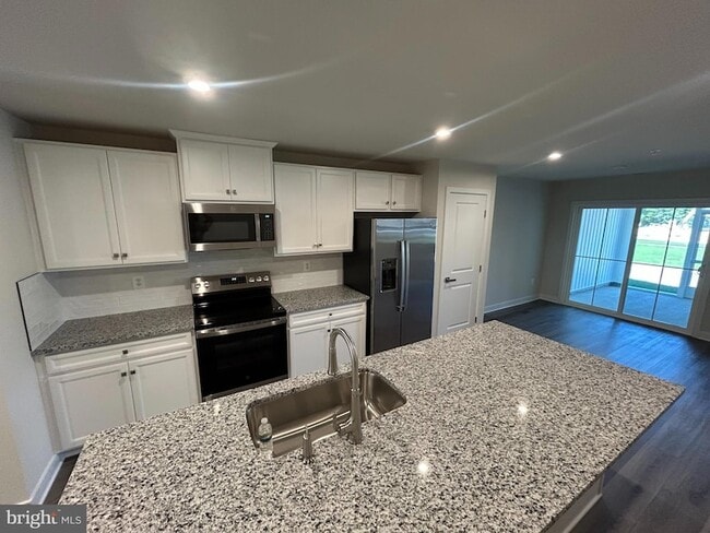 Building Photo - 23052 Wetstone Ln