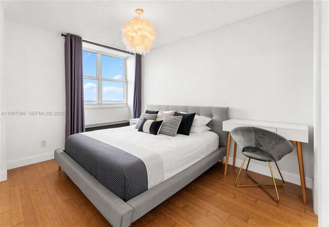 Building Photo - 770 Claughton Island Dr