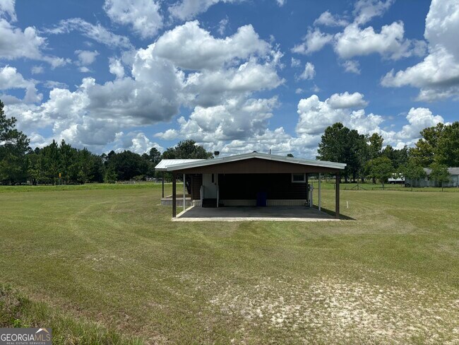 Building Photo - 266 Spring Lake Dr