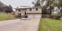 Building Photo - 3011 Joann Ave