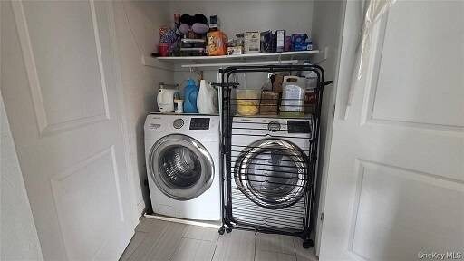 Building Photo - 65 Gibson Pl