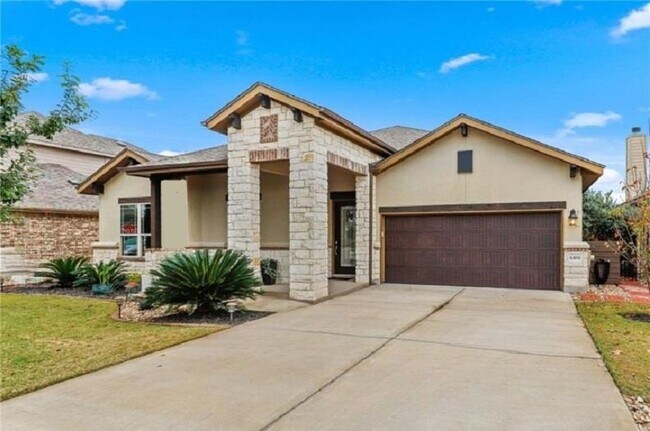 Primary Photo - 6108 Sabino Dr