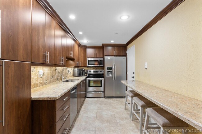 Building Photo - 4250 Galt Ocean Dr
