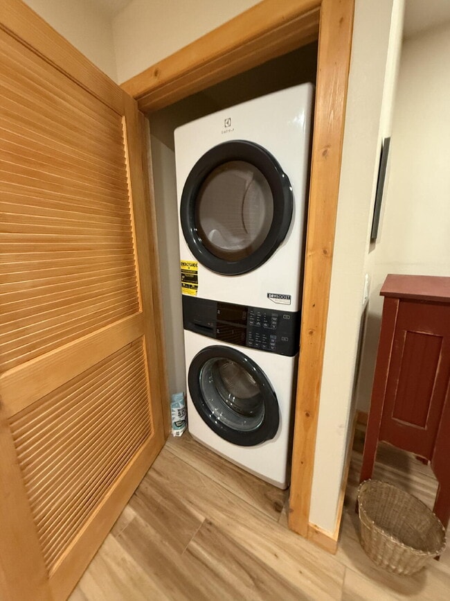 Building Photo - "Cozy 3-Bedroom Mountain Home with 2 Full Baths in Park County, CO!"