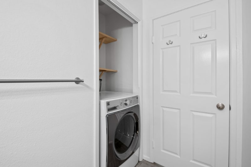 Building Photo - 3633 S Bear St