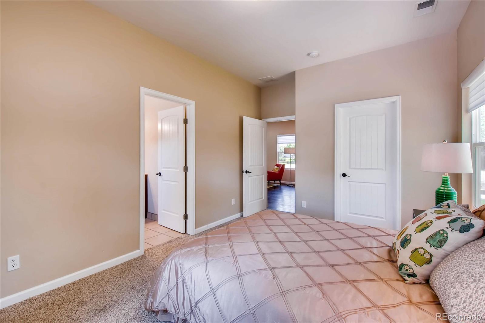 Master bedroom with ensuite bath and large walk in closet - 4102 Depew St.