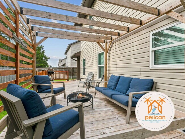 Building Photo - "Spacious 4-Bed Oasis with Granite Elegance in Navarre – 2062 Sq. Ft. of Pure Comfort!"