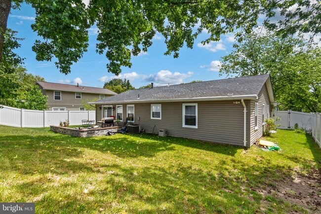Building Photo - 7828 Citadel Dr