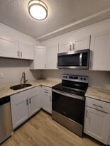 Building Photo - 17 Stony Brook Dr