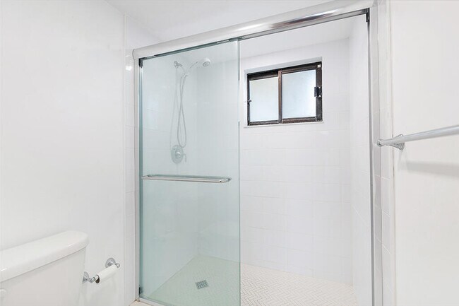 Building Photo - 400 Ocean Trail Way
