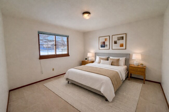 Building Photo - Gorgeous Ranch Home Available Immediately!