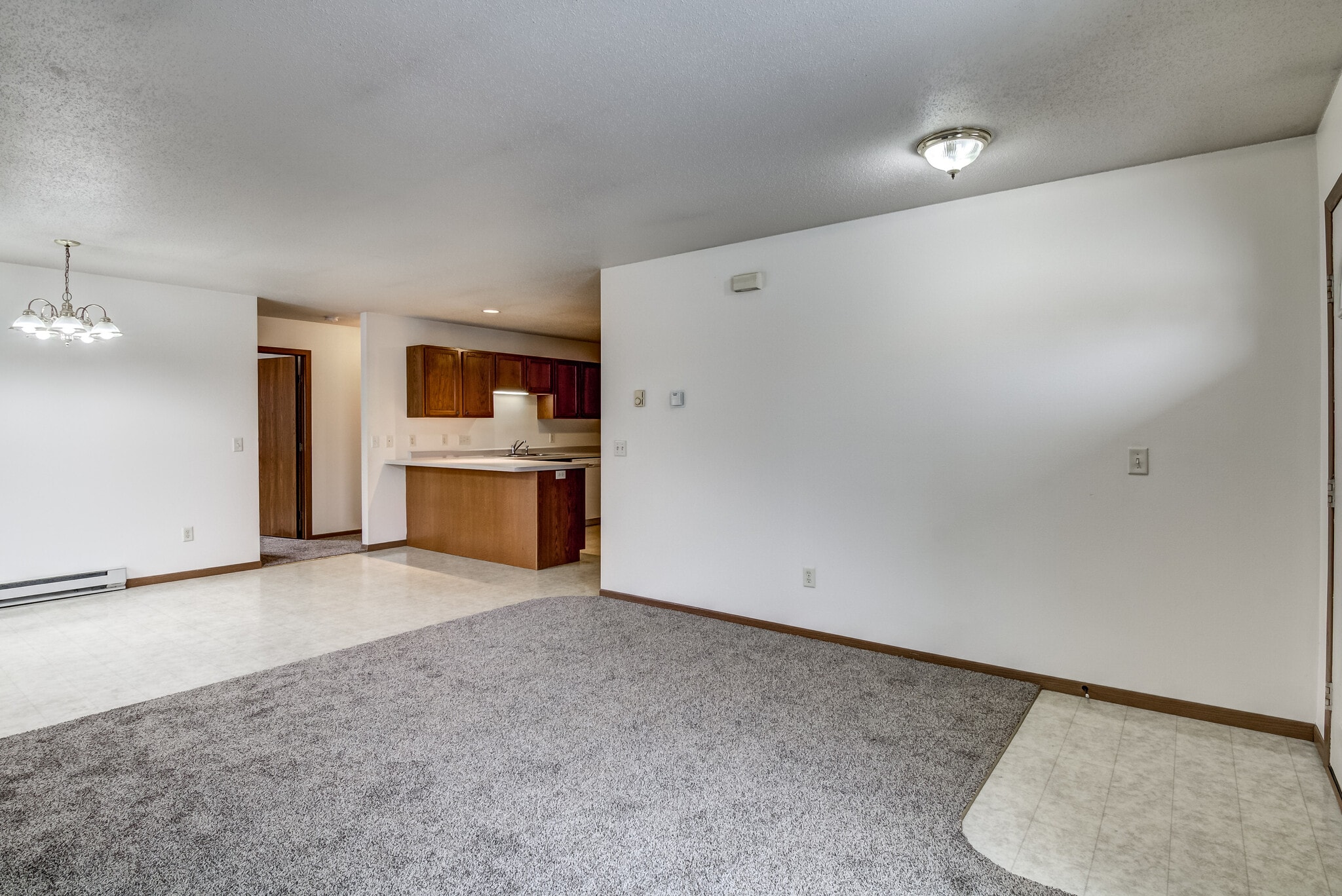 Building Photo - 1403 Glenn Pl