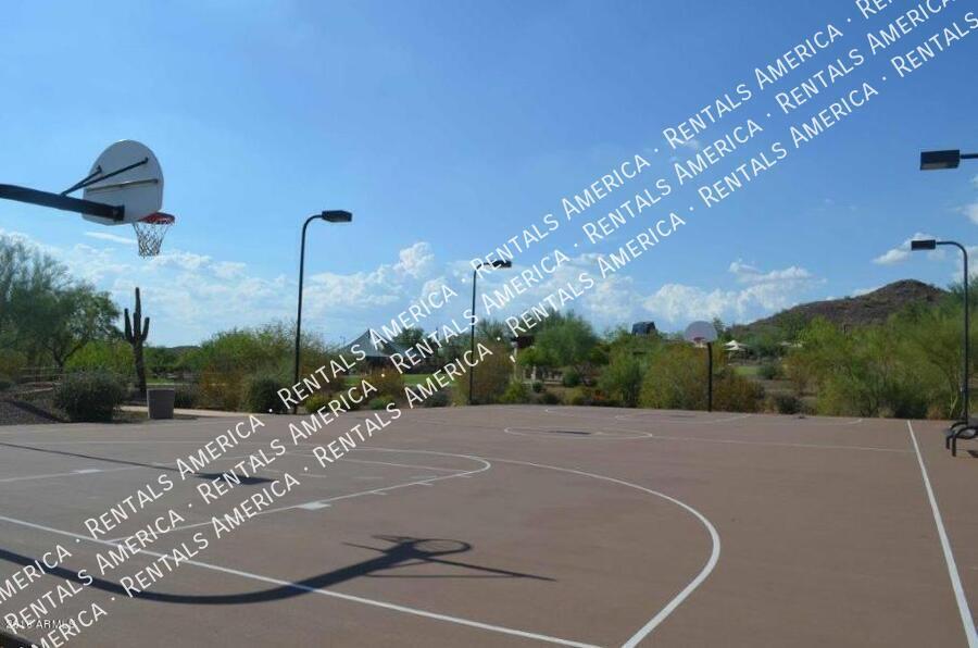 Building Photo - 1912 W Black Hill Rd