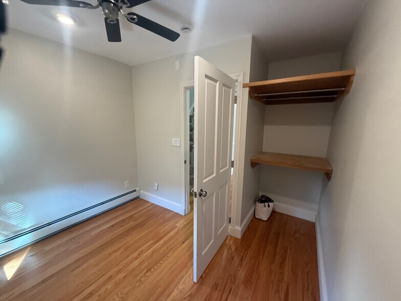 Building Photo - 48 Shannon St